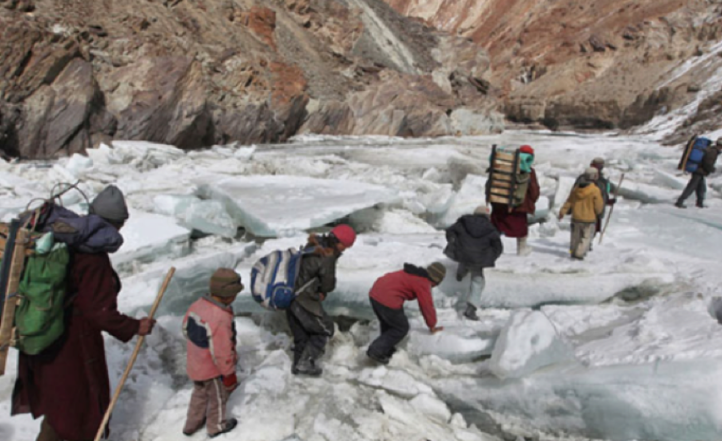 Image of Tuesday 31st March - The Journey to School!