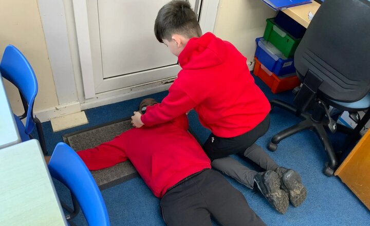 Image of Year 6 – First Aid