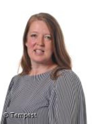 Mrs R Ross
