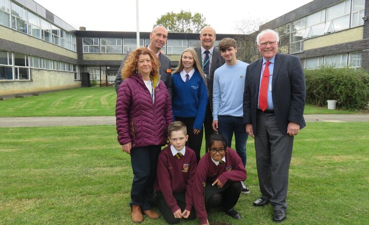 Image of Commonwealth Tree Planting