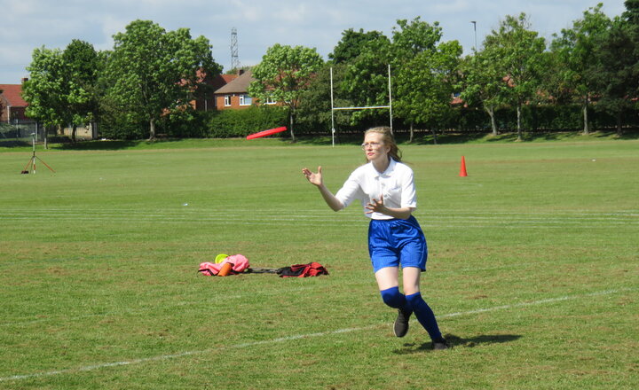 Image of Pupils enjoy 'disc sports' in the sunshine!