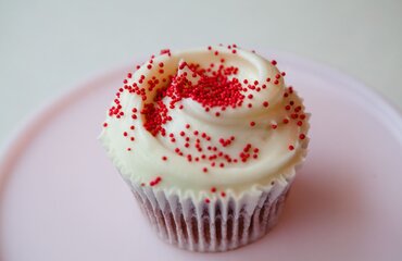 Image of FOSS Valentines Cake Sale
