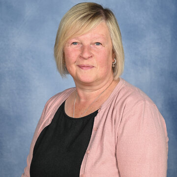 Mrs L Rickards (Designated Safeguarding Officer)