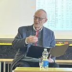 Image of Holocaust Survivor tells his story to Year 6 