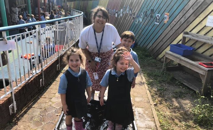 Image of Reception go on their very own ‘Bear Hunt’