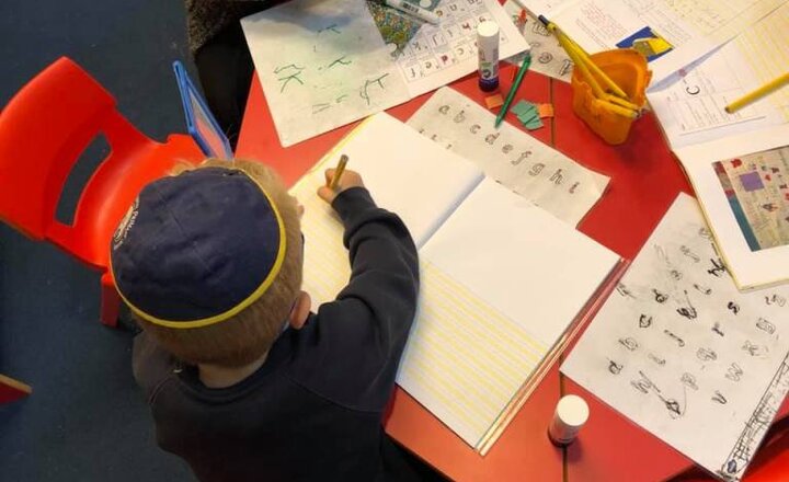 Image of Reception table top work