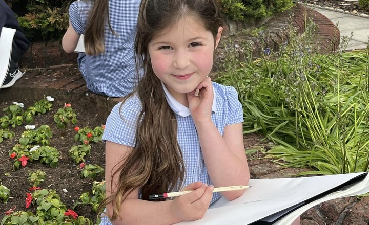 Image of Year 1 head outside for their Art lesson 