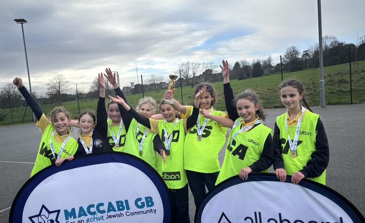 Image of Netballers wonderful win! 