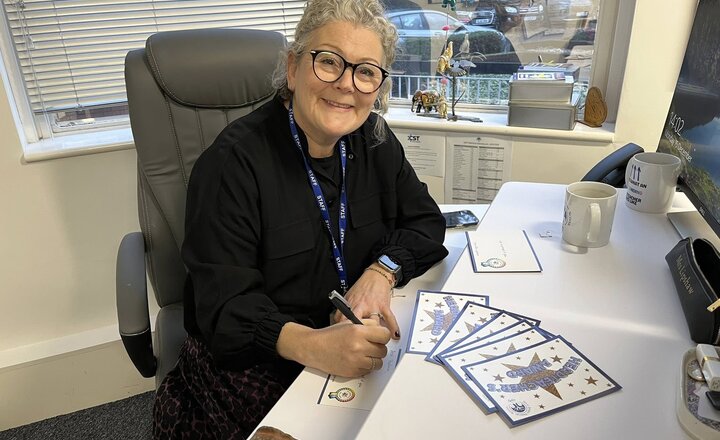 Image of Mrs Lipshaw's postcards home