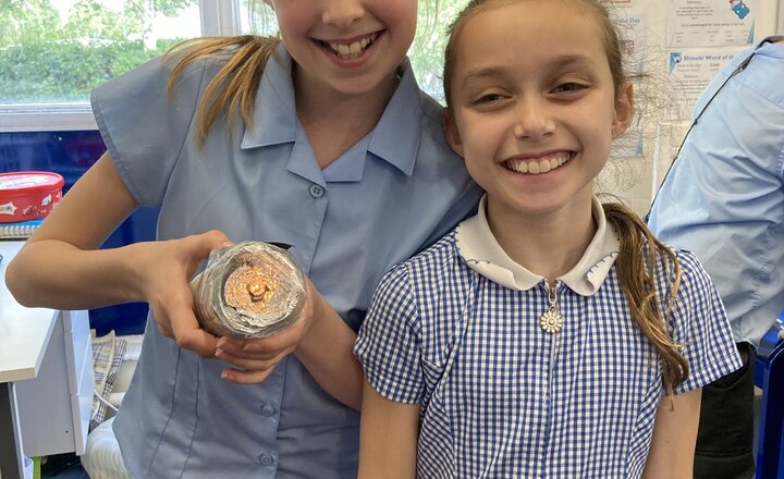 Image of Electricity and Circuits - torch making 