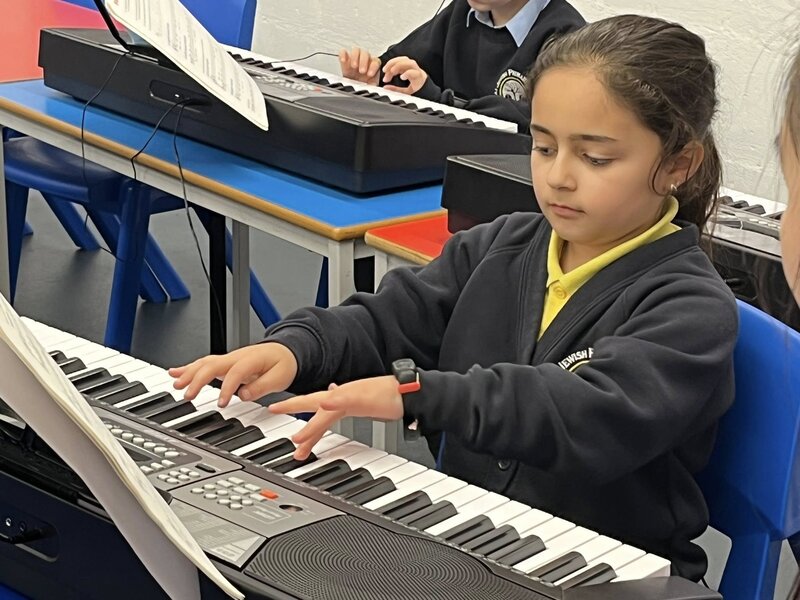 Image of Music Lessons at Sinai