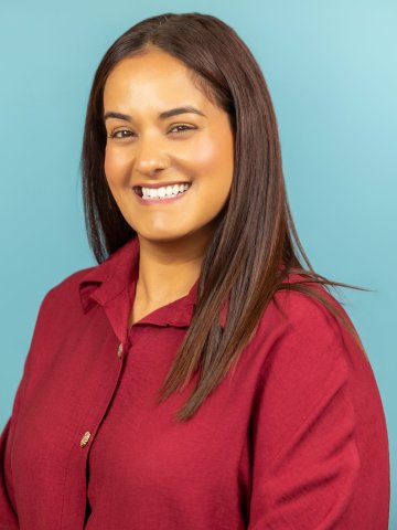 Aneela Bi