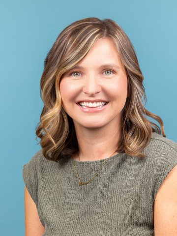 Laura Hainsworth