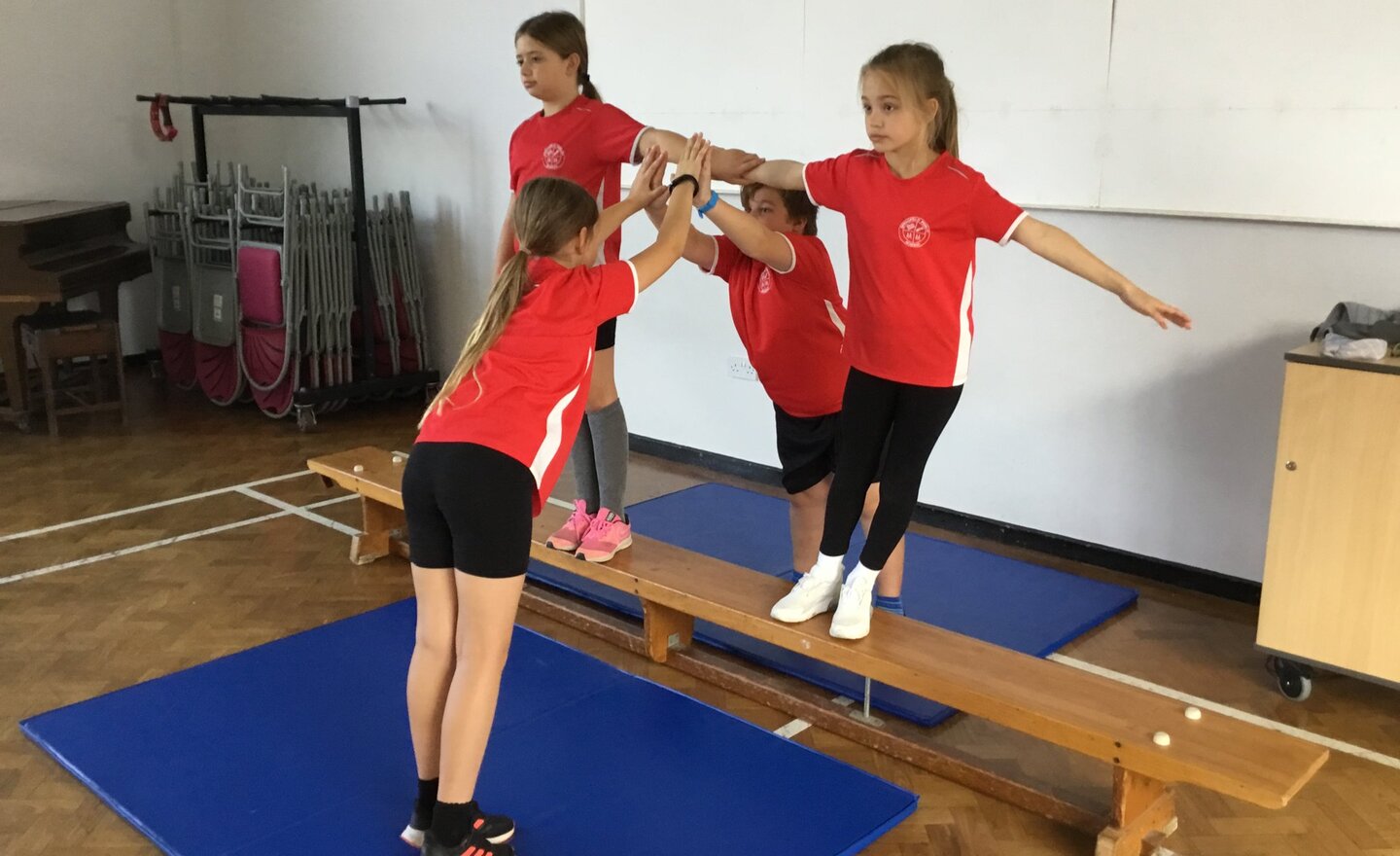 Image of Y5/6 Gymnastics - Balancing