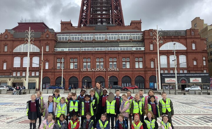 Image of We had the best day ever!! Year 2 had exceptional behaviour. We went to the circus, the beach, went on the pier and had an ice cream.