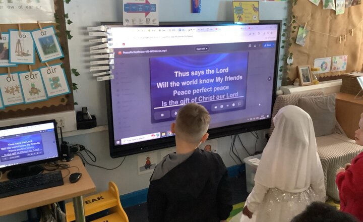 Image of VE Day worship.