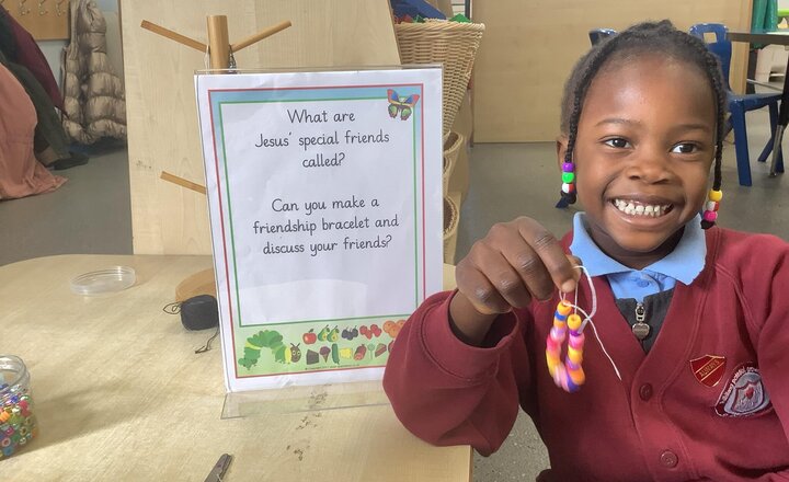 Image of We are making friendship bracelets in provision this week .