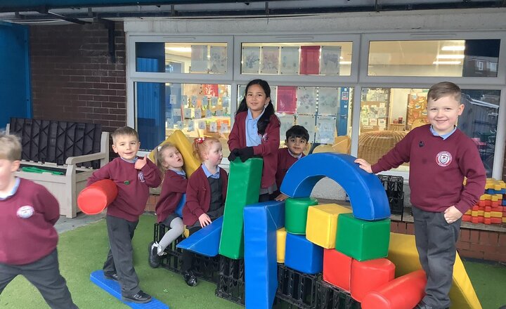 Image of The children made a delivery bike to help Santa.