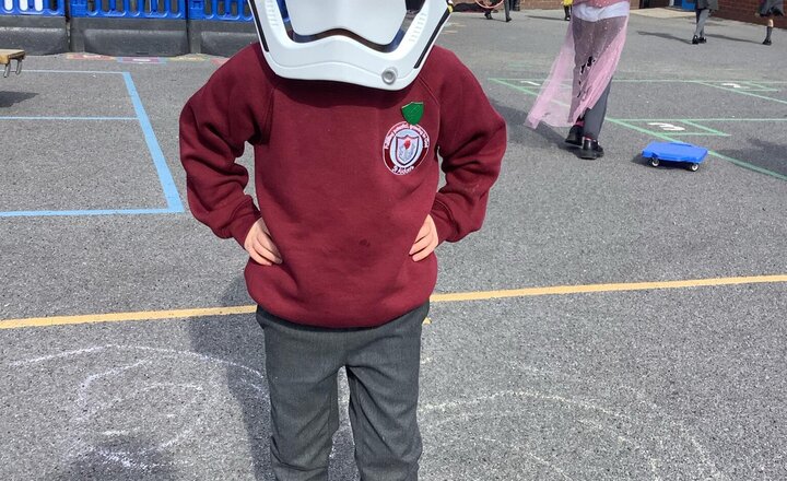 Image of Dressing up fun in the sun