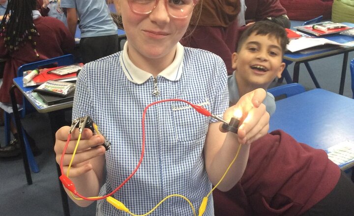 Image of Year 4 continued exploring electricity in science today. The children built practical circuits, learning that any gap or break prevents the flow of power. It was great to see our "bright sparks" problem-solving to complete their connections!