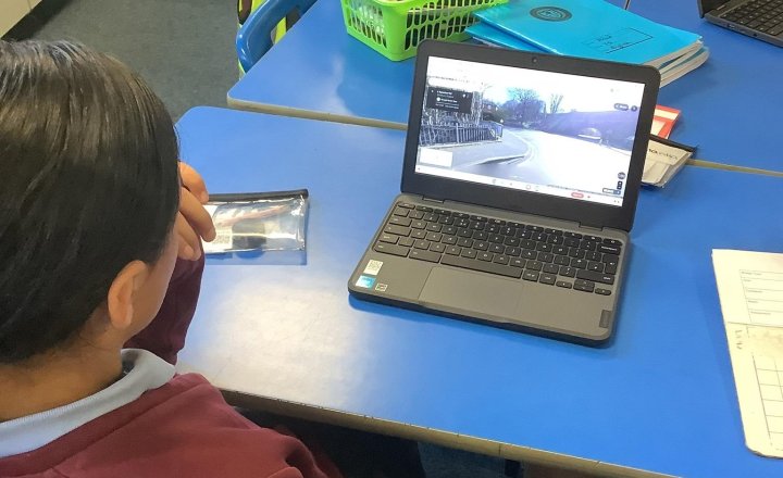 Image of Today in year 3 we have started DT week.  Firstly we are investigating the styles of bridges we have in our local area.  The arch bridge is very popular.