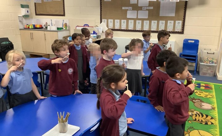 Image of This week we have started our supervised toothbrushing!🪥 The children have done a fantastic job and brushed for the whole 2 minutes, we will now be doing this everyday. Well done Year 1, you are experts!🦷