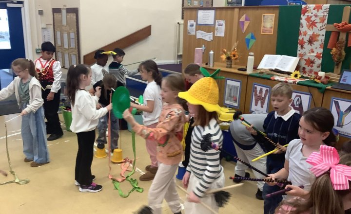 Image of Today, our Attendance HEROs celebrated with a fantastic circus entertainer in the hall! 🎪
