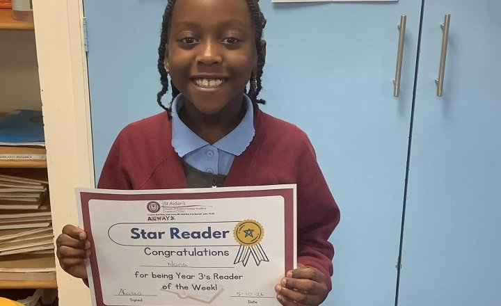 Image of Superstar reader in year 3 is Nana, she has shown excellent understanding of her book of choice, read multiple times and returned her book signed on time. 📚
