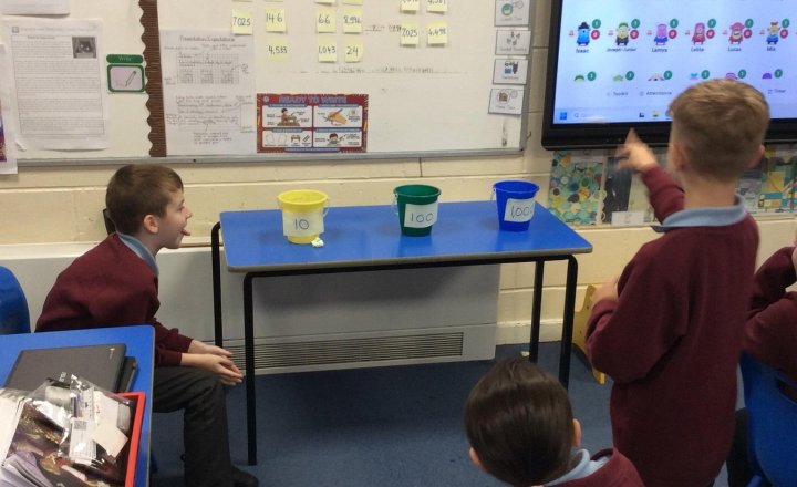 Image of Taking rounding to the nearest 10, 100 and 1000 and turning it into basketball! ⛹🏻‍♂️⛹🏽‍♀️