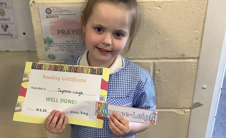 Image of Jaymee-Leigh is our reader of the week this week! Jaymee-Leigh has had her journal signed every week since January and this can be recognised in the progress she has made. Keep it up!
