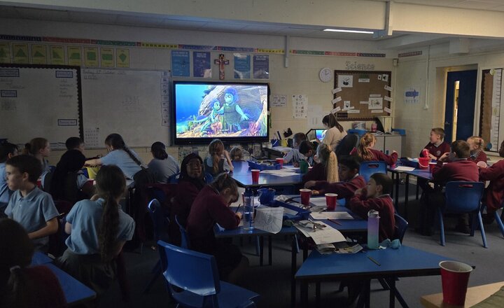 Image of Year 4 are Attendance H.E.R.O.s!