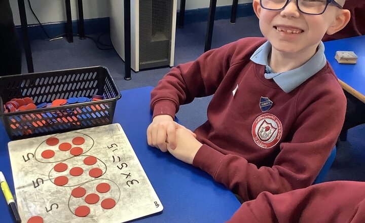 Image of Multiplication and Division in Maths. This morning we have used counters to make equal groups. We then used repeated addition and multiplication facts.