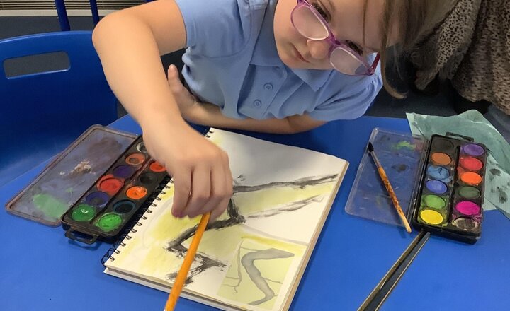 Image of In Art, we have been exploring the work of Georgia O’Keefe. We used water colours to recreate some of her work. We did a fantastic job!