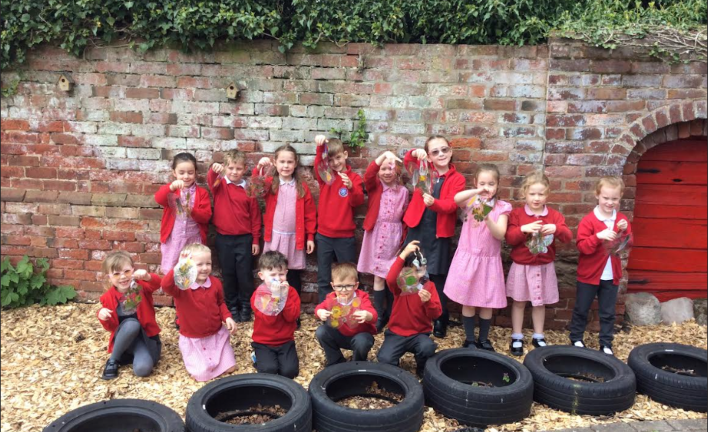 Image of Art Week Fun: Minibeast Nature Suncatchers