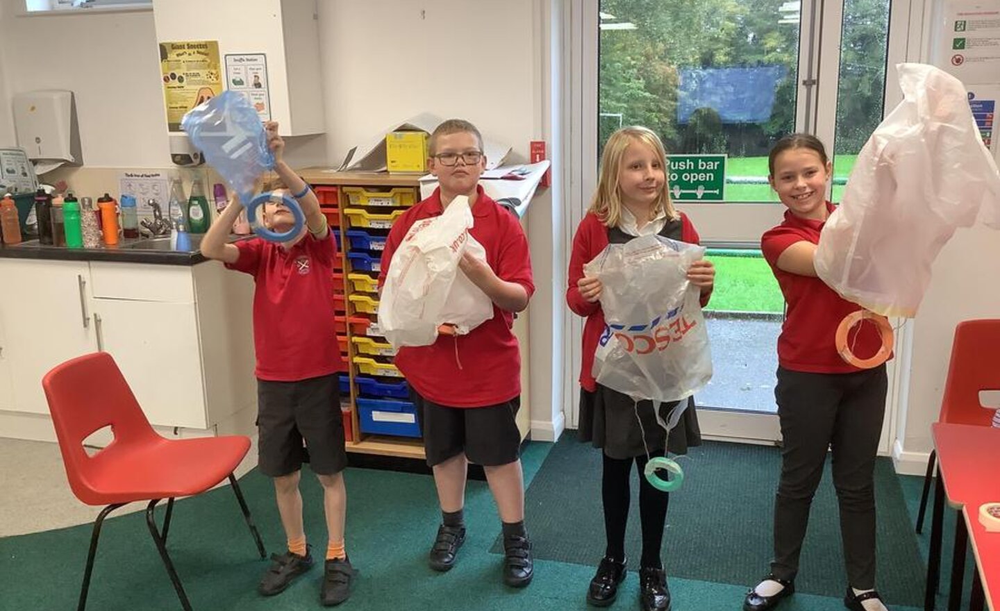 Image of Science - investigating air resistance