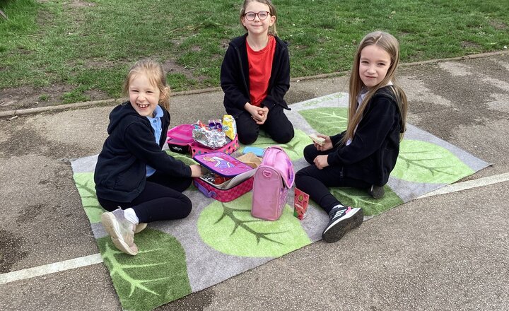 Image of Alfresco dining 