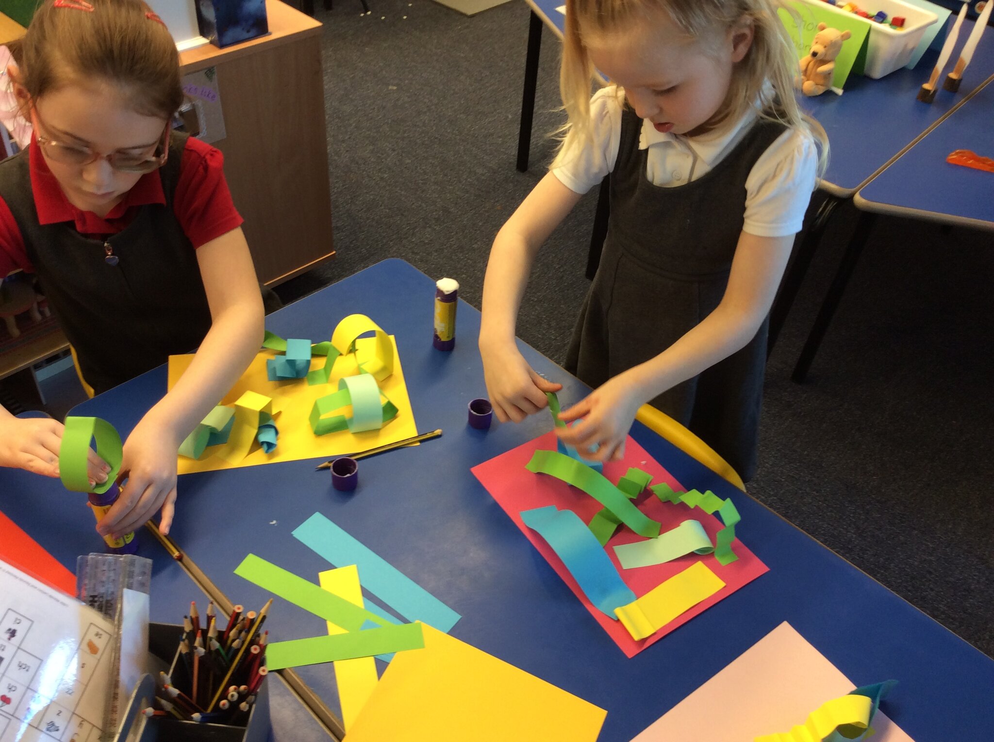Image of Paper in Motion: Maple Class 3D Masterpieces!