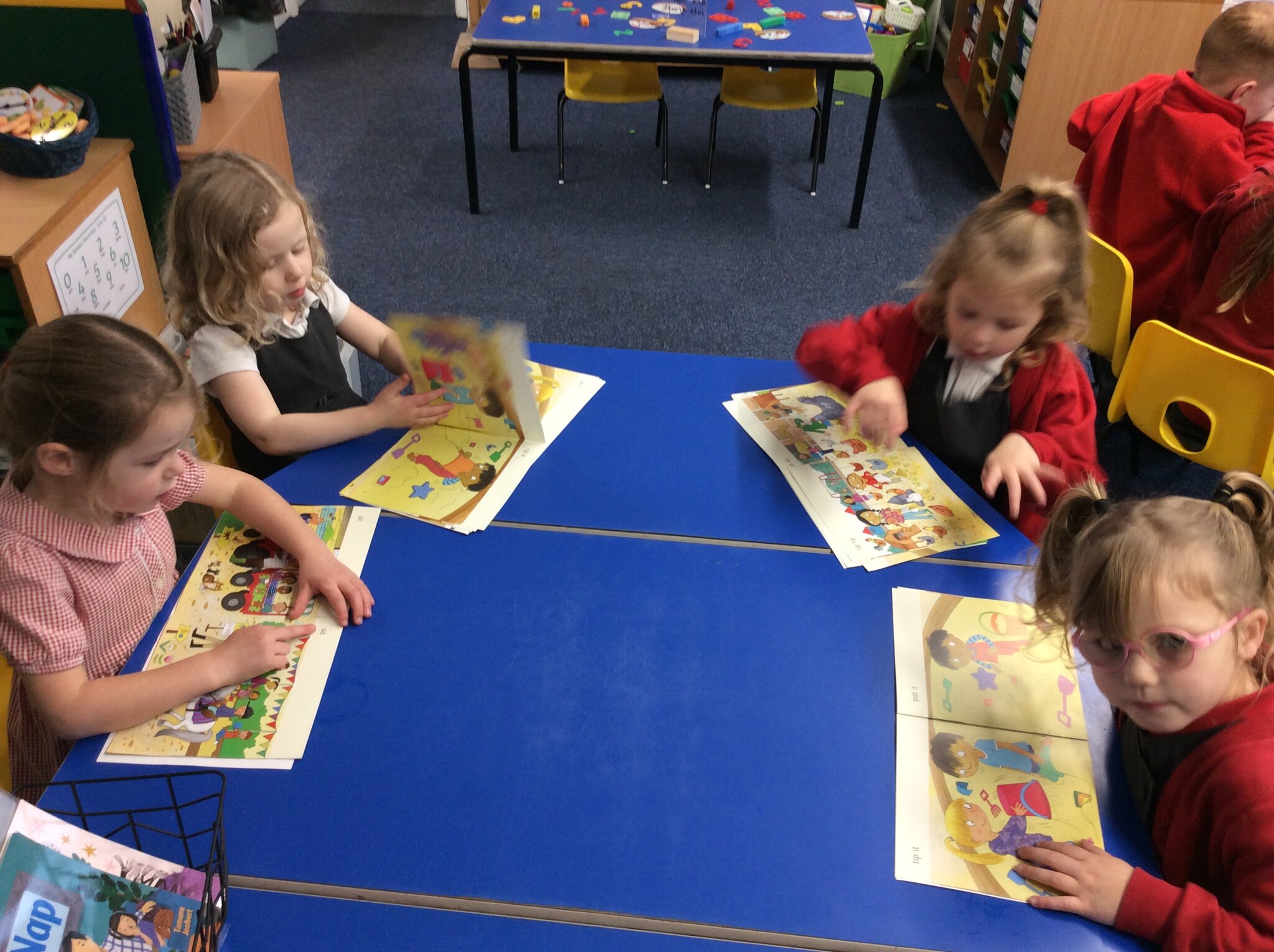 Image of Building Confident Little Readers