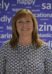 Mrs L Schmidt