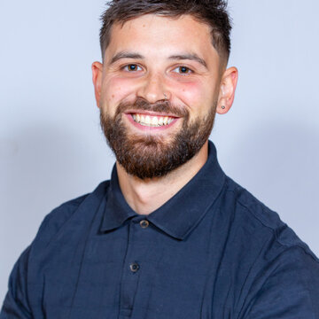 Mr Bloomfield