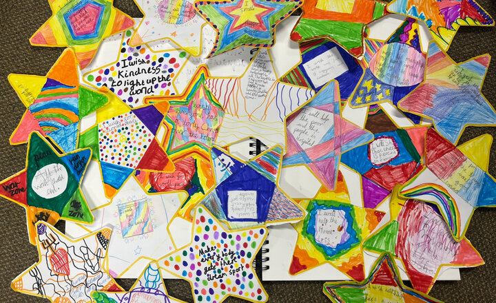 Image of Year 4 - Christmas Star Map - Picture News 