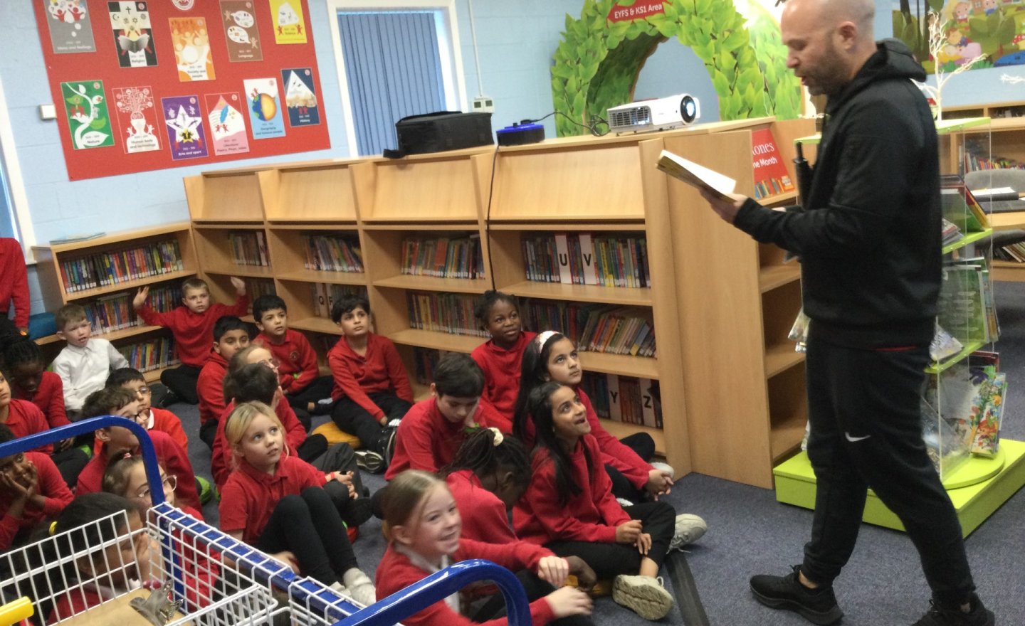 Image of Year 4 (Class 12) - English - Library Story Time