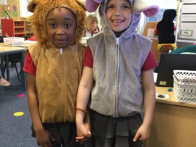 Image of Year 1 (Class 4) - Provision Use - Dressing Up