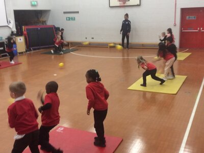 Image of Year 1 (Class 5) - P.E - Matball