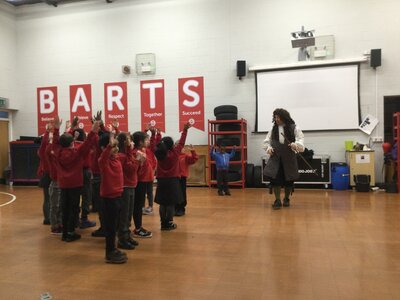 Image of Year 2 (Class 6) - History - Sir William Petty Visit