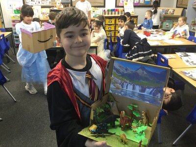 Image of Year 2 (Class 5) - Art / English - Book in a Box Creations