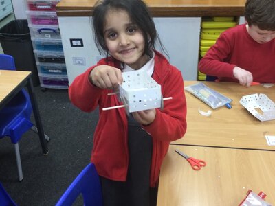 Image of Year 2 (Class 5) - Design Technology - Fire Engine Axels