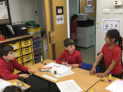 Image of Year 2 (Class 5) - English - Swashbuckle