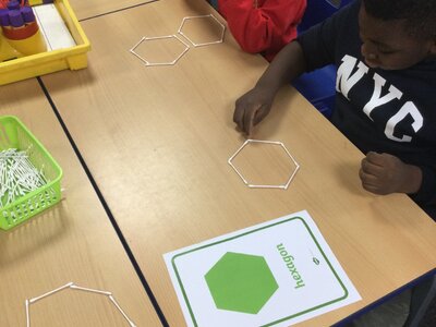 Image of Year 2 (Class 5) - Maths - 2D Shapes