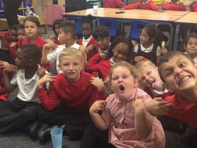 Image of Year 2 (Class 5) - Science - Simon Says